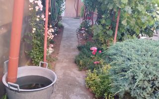 ageuropa.ro vinde casa in zona 14 Mai cu 3 cam. si teren aferent de 500mp. - Poză 11