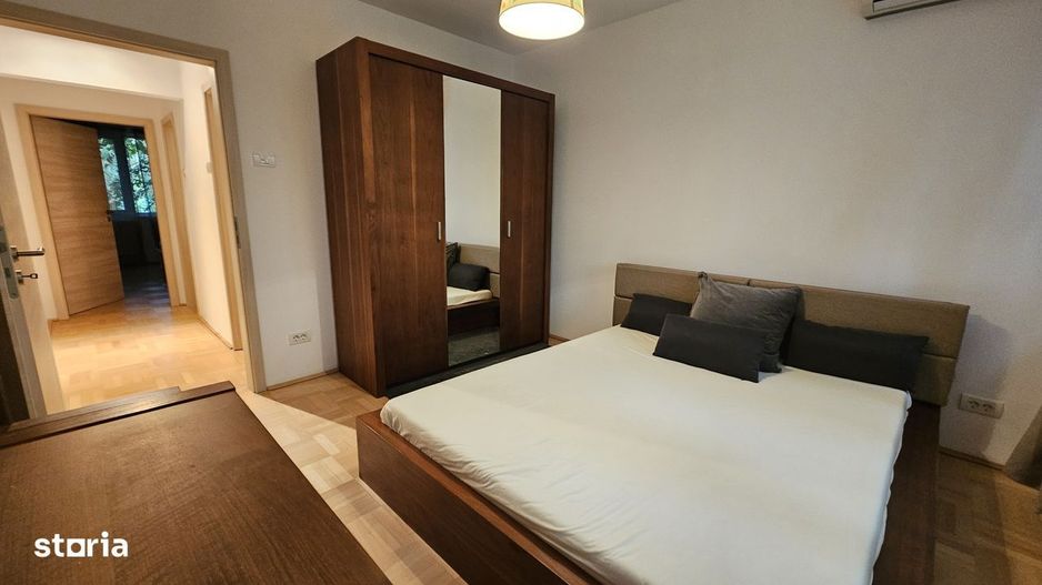 De inchiriat un apartament cu 4 camere, Lujerului, parcare inclusa - Poză 7