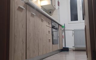 Apartament cu trei camere, zona Straduintei, 95.000€ negociabil - Poză 6