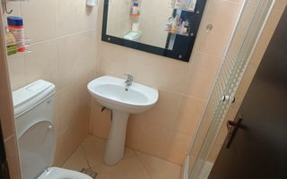 One Bedroom Apartment Copou-10-15  min walk to UMF/UAIC - Poză 3