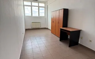 De inchiriat locatie Et 1 si 2, birouri, Clinica in podgoria Arad - Poză 11