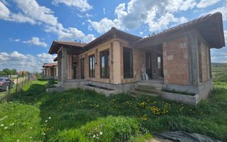 Casa Individuala 4 Camere, 2 Bai, 500mp Teren - Poză 8