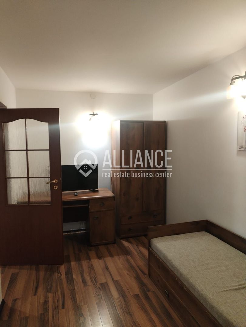 Central (cod04)-Apartament 3 camere mobilat utilat - Poză 4