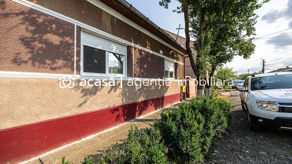 O casă în Grădiște, cu grădină proprie - teren 316 mp - Poză 1
