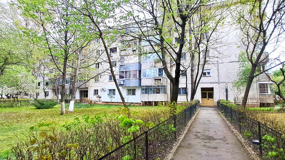 3 cam | Cel mai spatios | Decomandat | Centrala proprie - Poză 1