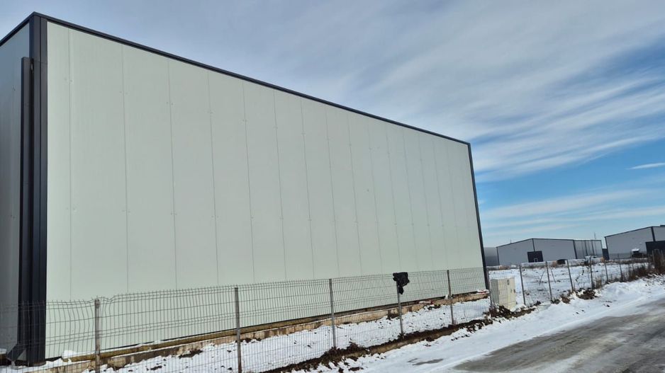De vanzare hala industriala de 300 mp in Prelungirea Garii Catelu - Poză 7