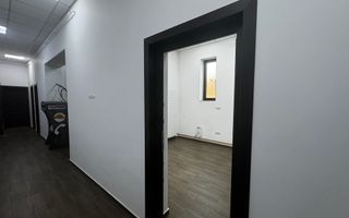 SPATIU COMERCIAL DE INCHIRIAT, 20 MP, ZONA CENTRALA, CAMPULUNG - Poză 8