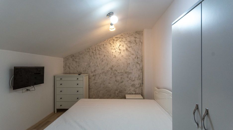 Bucurestii Noi - Chitila Ap 3  camere la curte, terasa, comision 0% - Poză 8