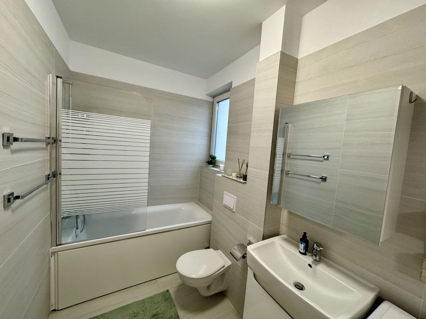 Apartament Modern cu 2 Camere de Închiriat în Dumbrăvița - Poză 21