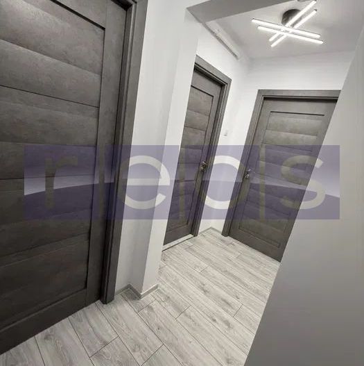 VANZARE 2 CAMERE DECOMANDAT | ETAJ 1 |  RENOVAT | TITULESCU – PIATA VICTORIEI - Poză 4