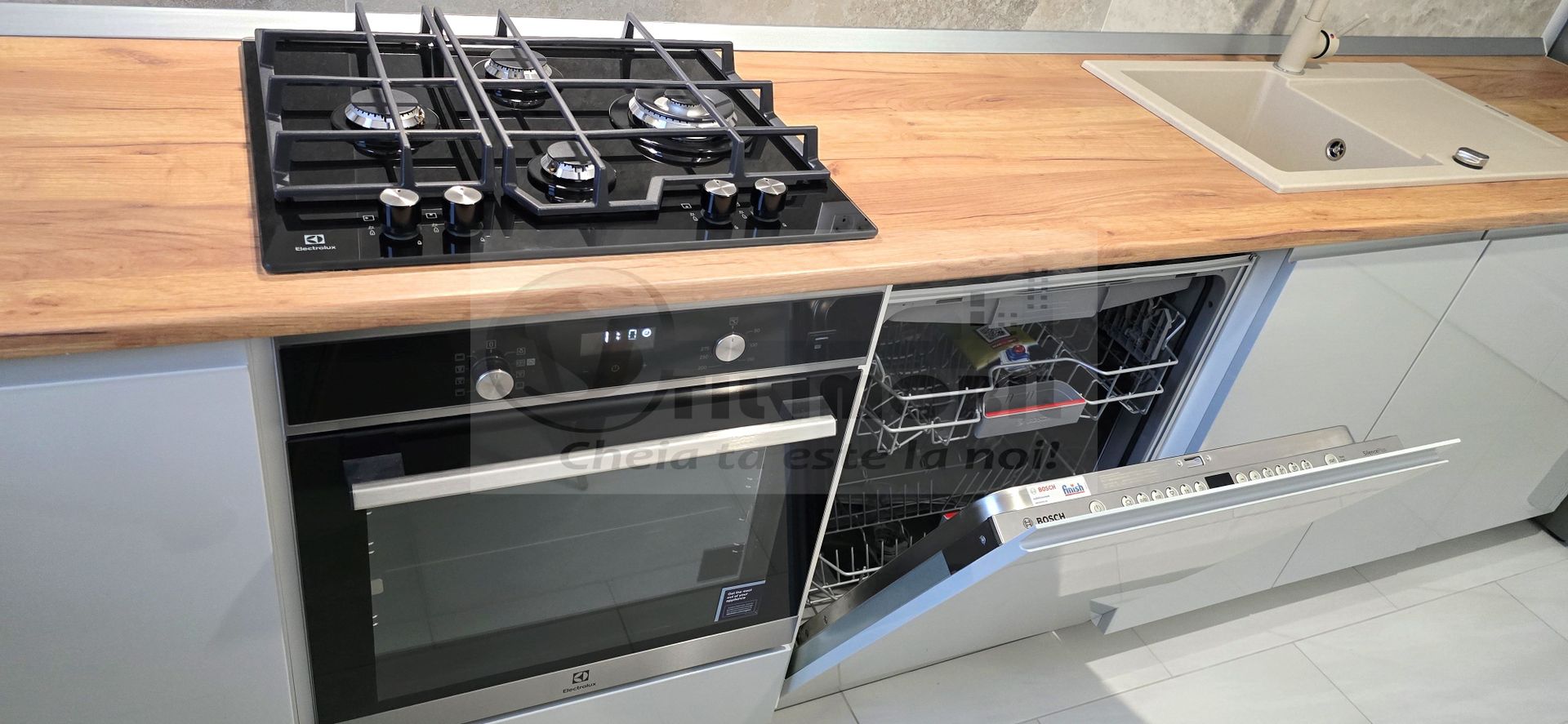 Apartament 2 Camere Dacia - 600 euro - Poză 8