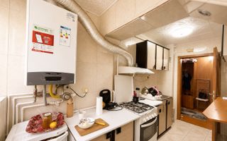 Apartament 2 camere decomandat ,49 mp, Parter, balcon, boxă - Poză 2