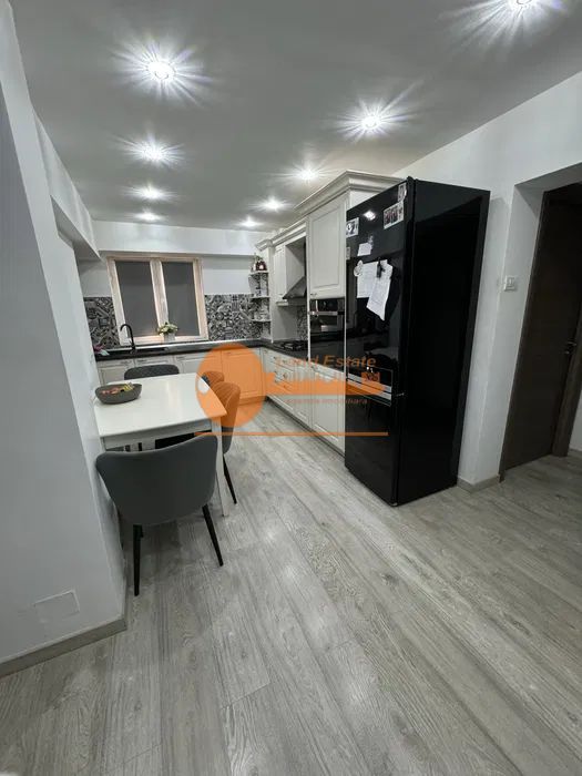 3 camere-Sebastian-2001-loc de parcare inclus - Poză 3