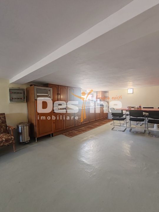 Casa exclusivista, complet mobilata si utilata, Valeni, Vaslui - Poză 8