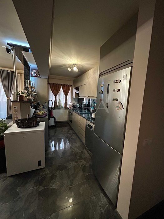 Apartament 3 camere finisat; supermarket, școală și transport public. - Poză 2