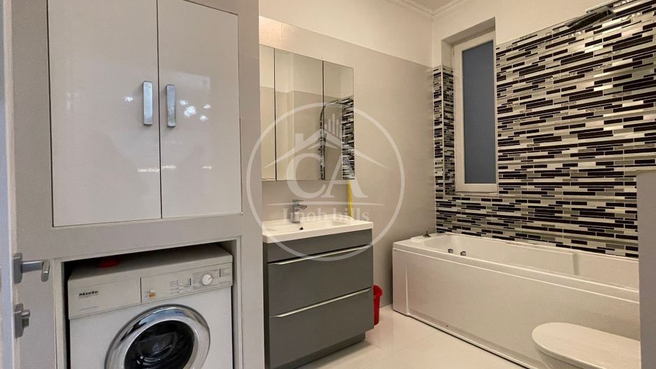 Apartament la casa, de inchiriat cu 3 camere Ultracentral, Oradea - Poză 12
