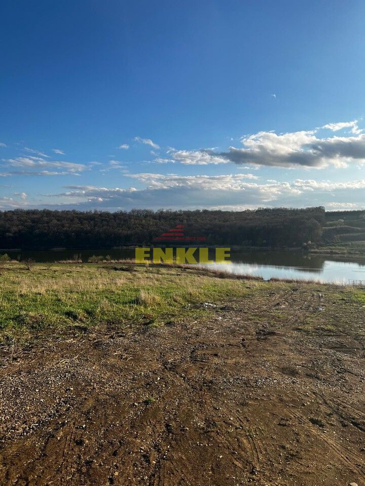 De vânzare teren intravilan, zona Lebăda - Poză 1