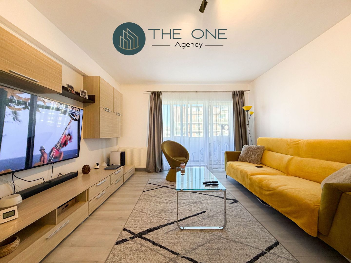 Apartament 2 camere mobilat, baie cu geam, parcare | EROILOR - Poză 2