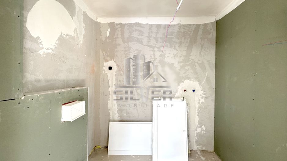 Apartament cu 3/4 camere/87mp/3 minute de statii autobuz. - Poză 15