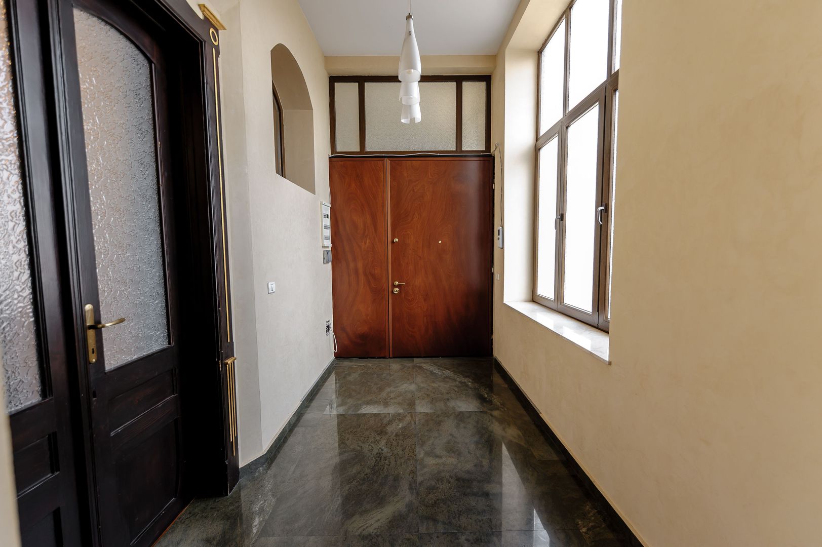 Apartament deosebit cu 4 camere, strada Cloșca - Poză 14