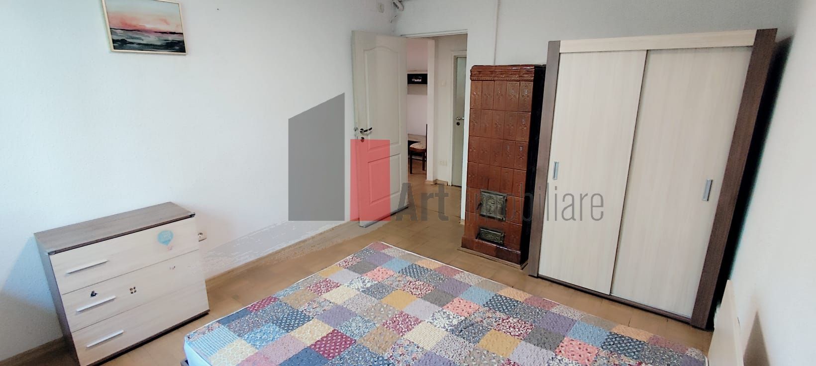 Apartament de vanzare cu 2 camere in zona Pajura. - Poză 12