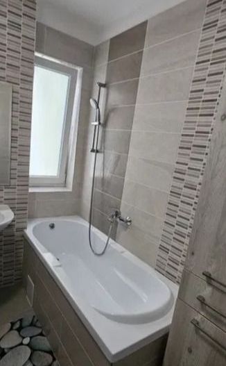 Apartament 2 Camere 2018 Tractorul Gata de Mutare Zonă Excelentă - Poză 9