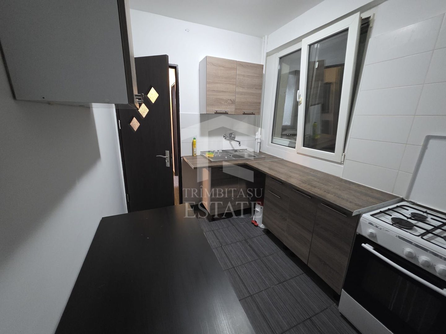 Apartament 2 camere decomandat Eroii Revolutiei - Metrou - Poză 5