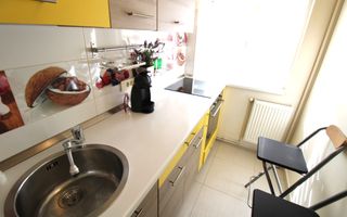 Apartament in zona Gheorghe Lazar - Poză 9