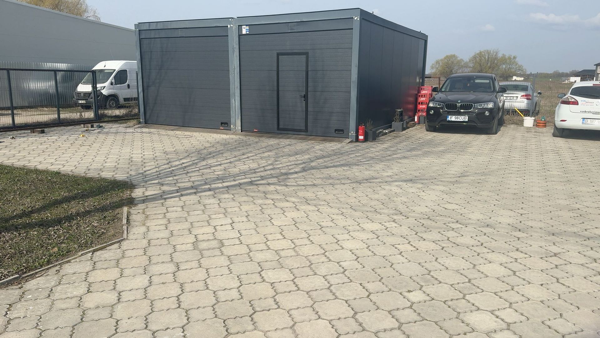 Teren ve vanzare cu 3 hale Domnești Șoseaua Curtea Domnească - Poză 3