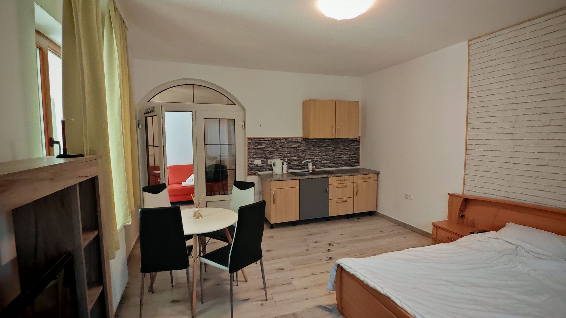 Studio situat in casa,mobilat, ASTRA 420 euro cu UTILITATI INCLUSE - Poză 7