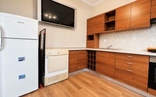 Apartament cu 3 camere + 2 parcari de inchiriat in zona Buna Ziua - Poză 3