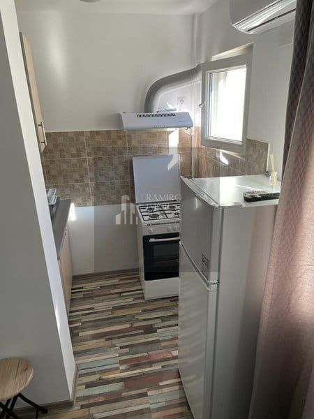 Garsoniera renovata 20mp etaj 4 - Bd. Obregia - metrou Piata Sudului - Poză 5