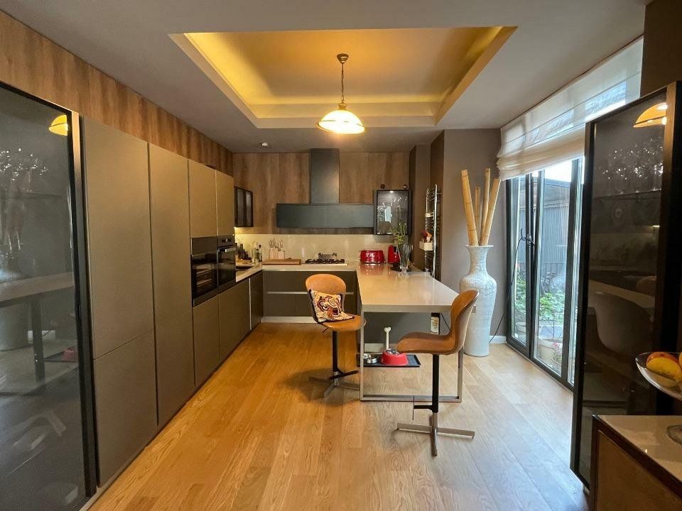 Persoana fizica vand casa,  Complex Baneasa Park 980.000 Euro semimobilata - Poză 4