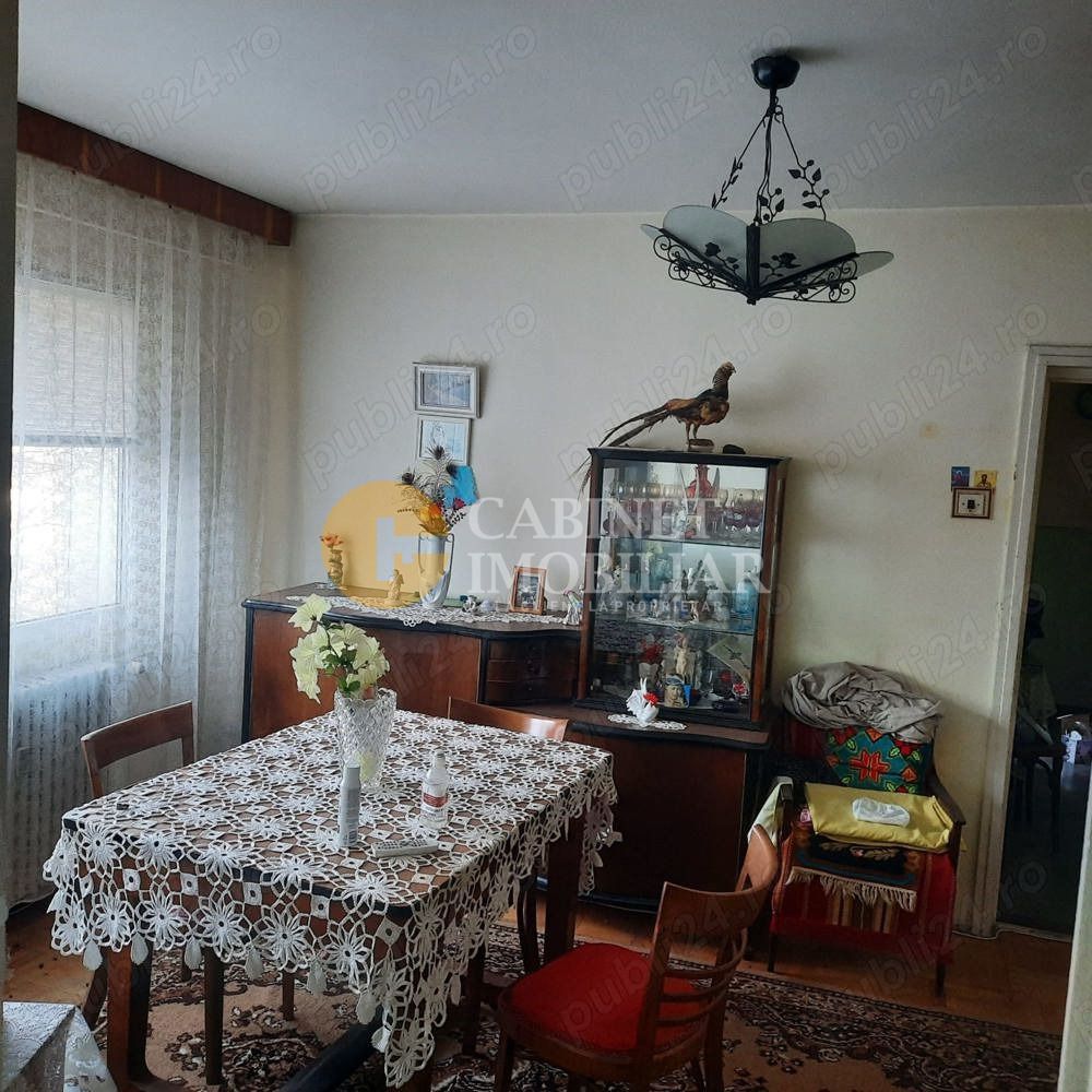 2 CAMERE - PODU ROS - NECESITA RENOVARE - Poză 1