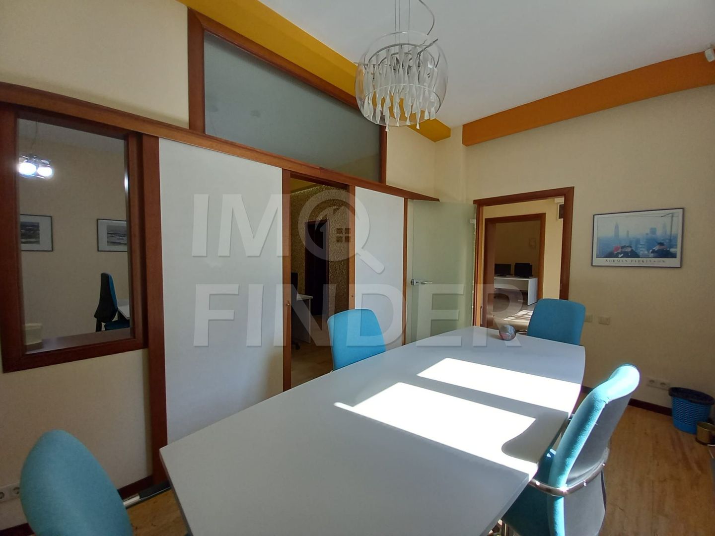 Spatiu de Birou Ultrafinisat zona Centrala - Poză 10