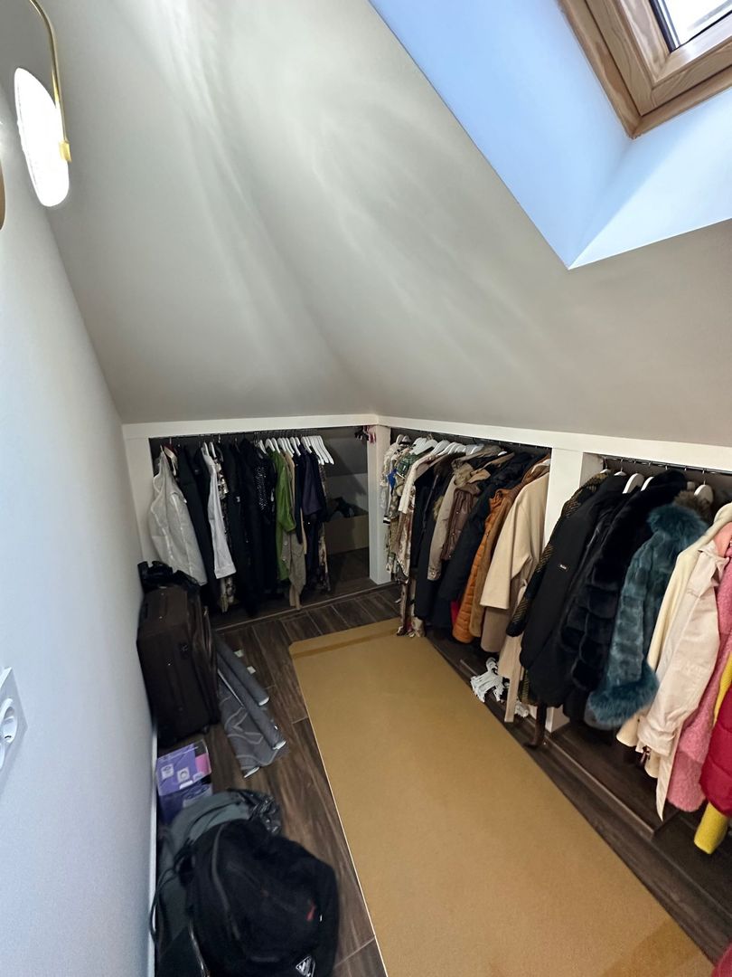 CASA EXCEPTIONALA CU LIVADA PROPRIE - Poză 38