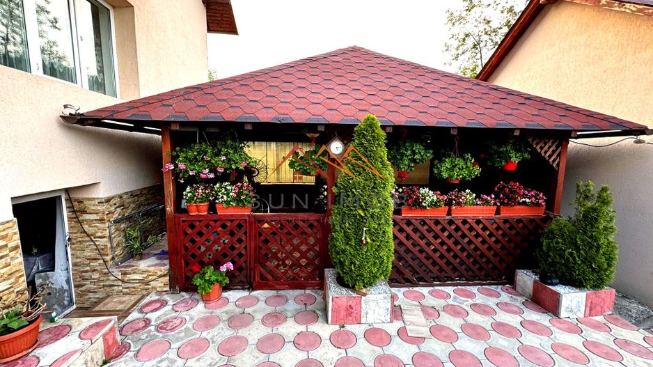 Casa 4 camere, anexe, recent renovata, foisor, teren 781mp, Izvoru, DB - Poză 10
