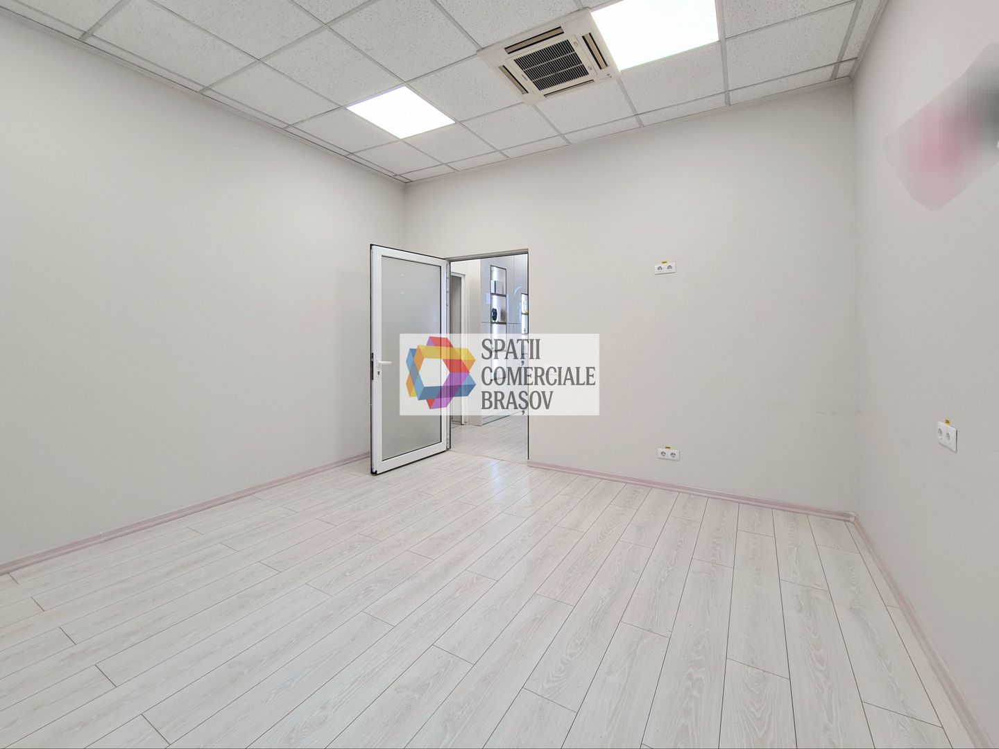 Spatiu birouri de închiriat Brasov - 130 mp # Spatii-comerciale-brasov.ro - Poză 8