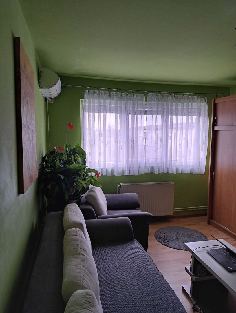 Vand apartament 2 camere 14 Mai - Poză 2