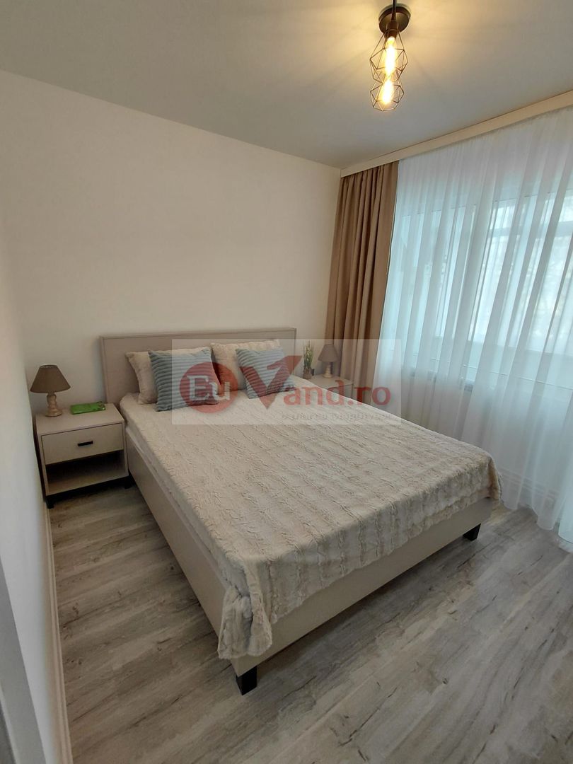 Vanzare - apartament cu 3 camere, Micro 16, renovat, mobilat nou - Poză 7