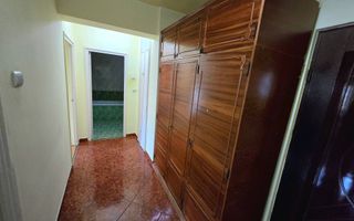Apartament cu 2 Camere, Etaj 3, Zona Mercur - Cetate - Poză 9