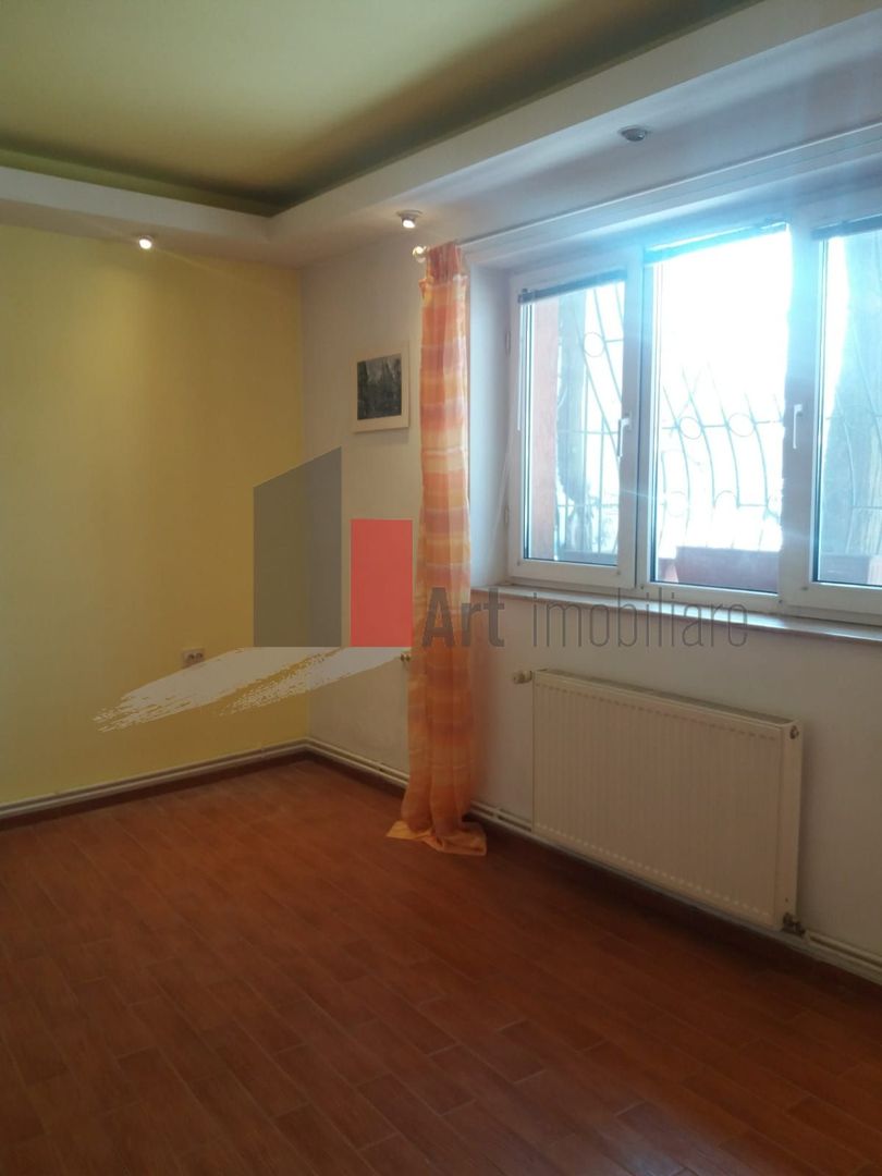 Apartament de 4 camere in vila - Poză 6
