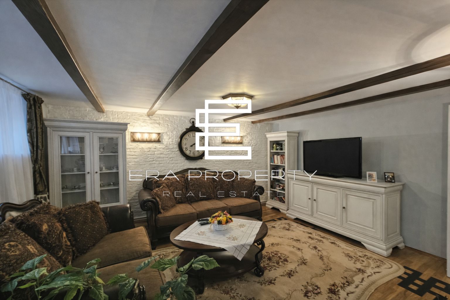 Casa individuala complet mobilata zona Lupeni, Sibiu - Poză 2