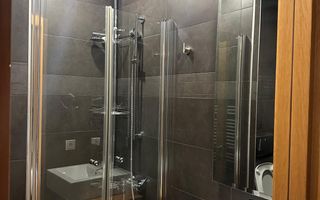 Apartament 3 camere decomandat, partial mobilat_rezidential sau office space - Poză 3