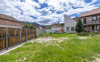 Imobil doua camere in casa+spatiu comercial+teren 270 mp  cu CF separat - Poză 3