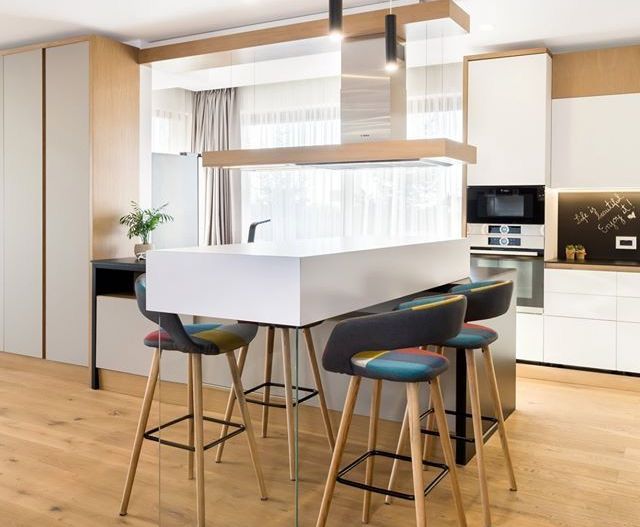 Casă deosebită de vânzare în Sânpetru | Teren 1400 mp - Poză 5