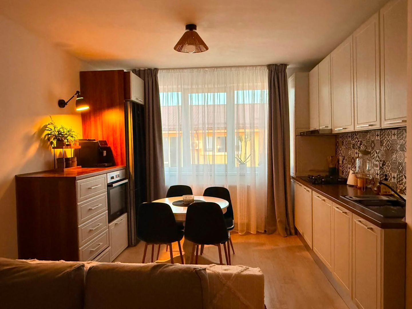 Apartament de vanzare cu 3 camere | Floresti | Str. Profesor Ioan Rusu - Poză 2