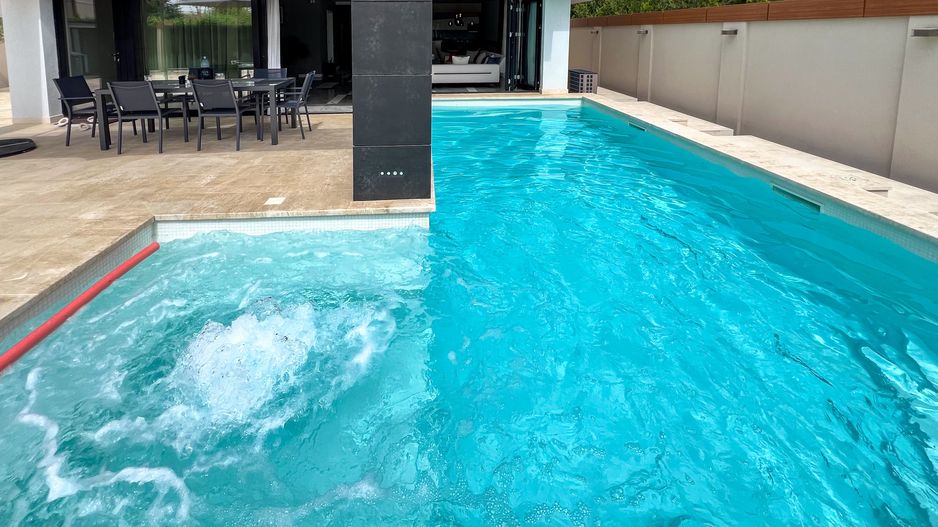 Ready to move  |  Vila premium cu piscina și jacuzzi încălzite - Poză 47