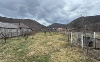 Vila la 13 km de Onesti - Poză 25