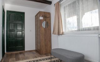 Pensiune agroturistică: 3 case tradiționale + teren în Desești - Poză 14